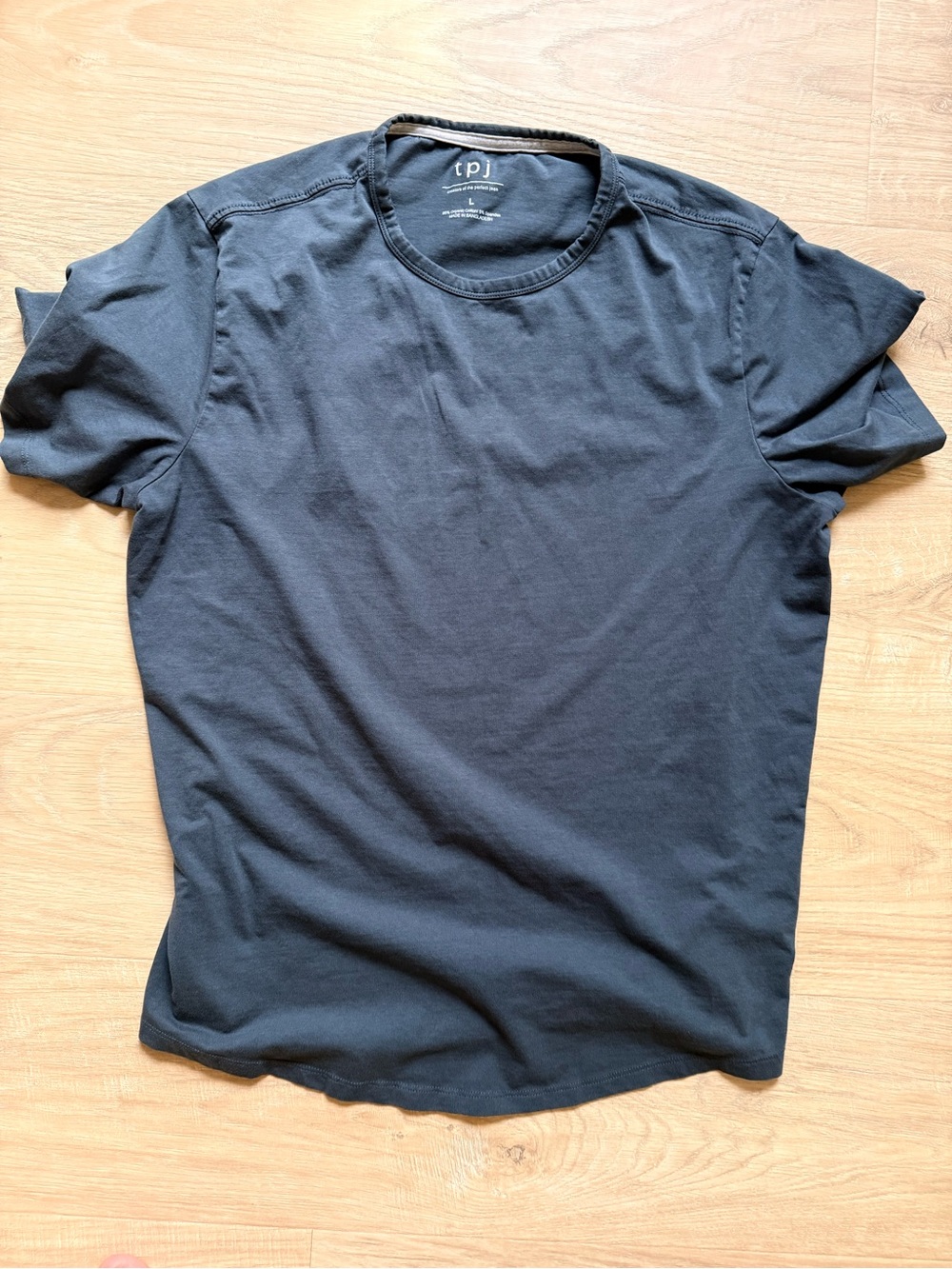 Men’s Short Sleeve Crew Curved Hem Tee in Blue